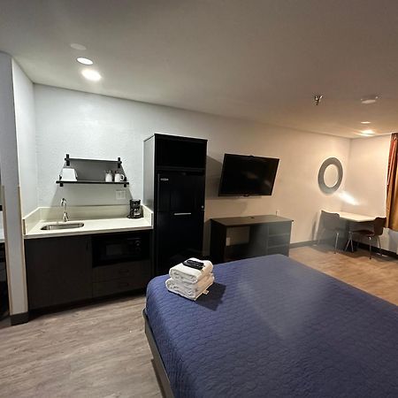 Pinetop Studio Suites Esterno foto