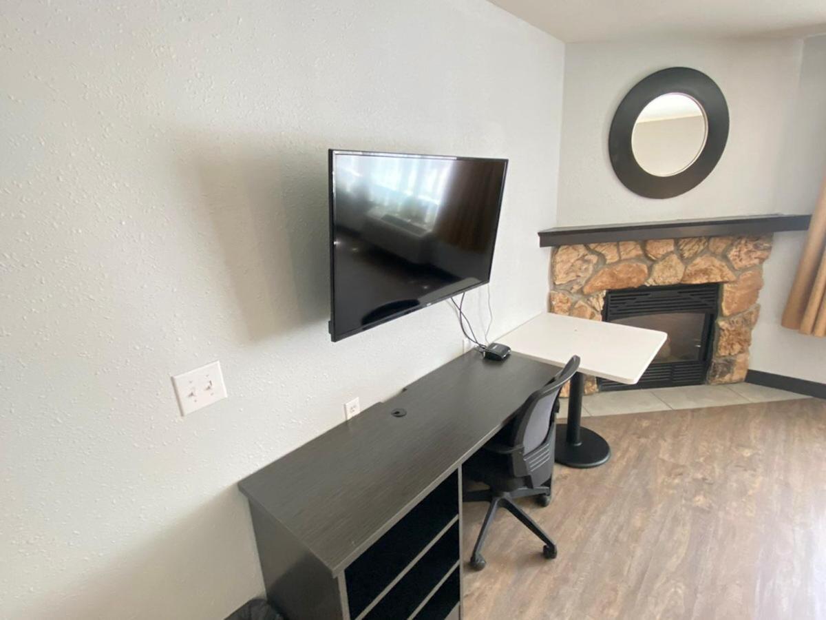 Pinetop Studio Suites Esterno foto