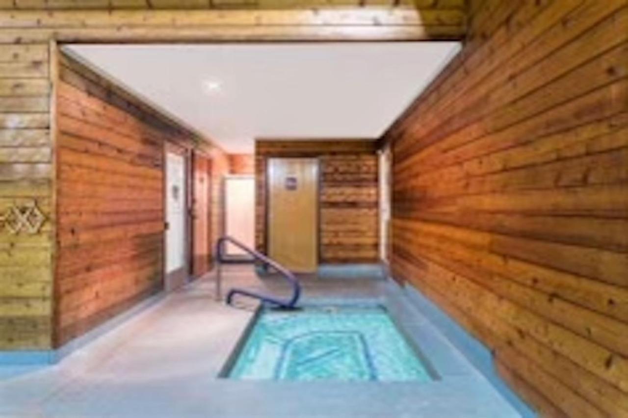 Pinetop Studio Suites Esterno foto