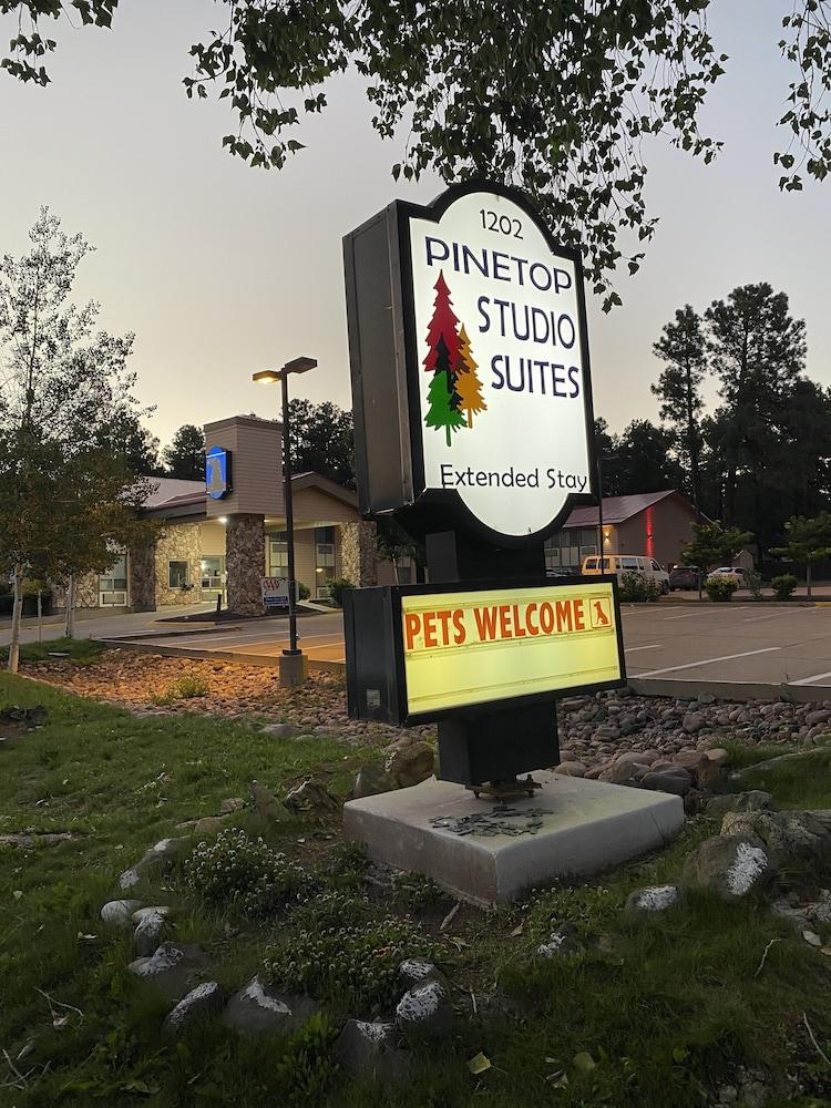 Pinetop Studio Suites Esterno foto
