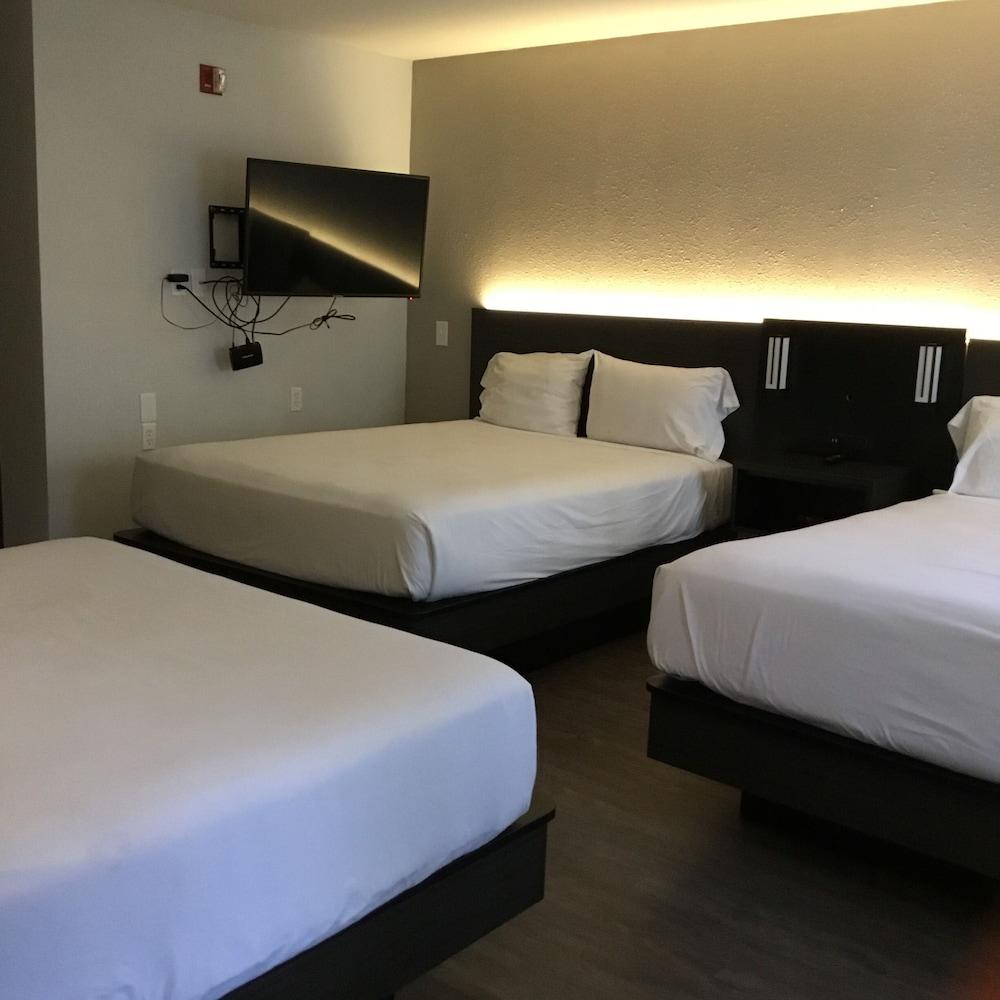 Pinetop Studio Suites Esterno foto