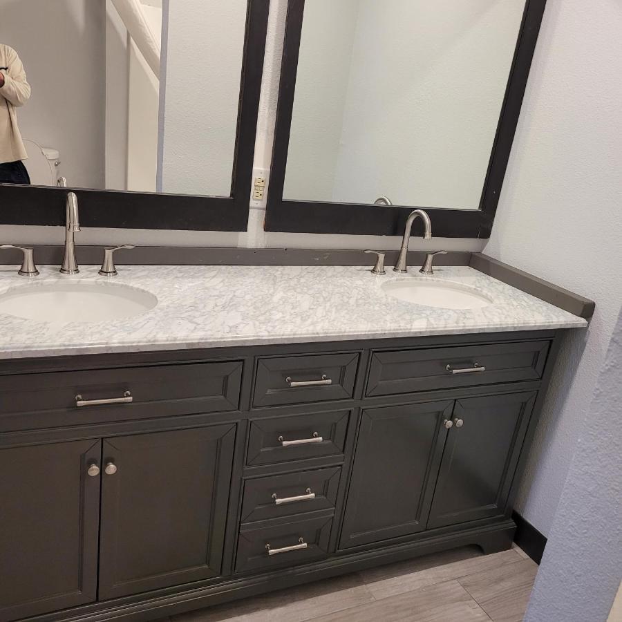 Pinetop Studio Suites Esterno foto