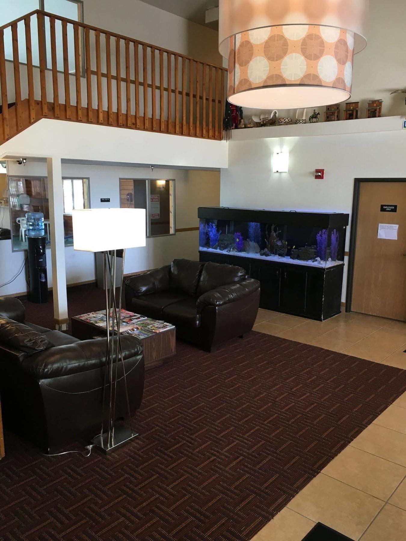 Pinetop Studio Suites Esterno foto