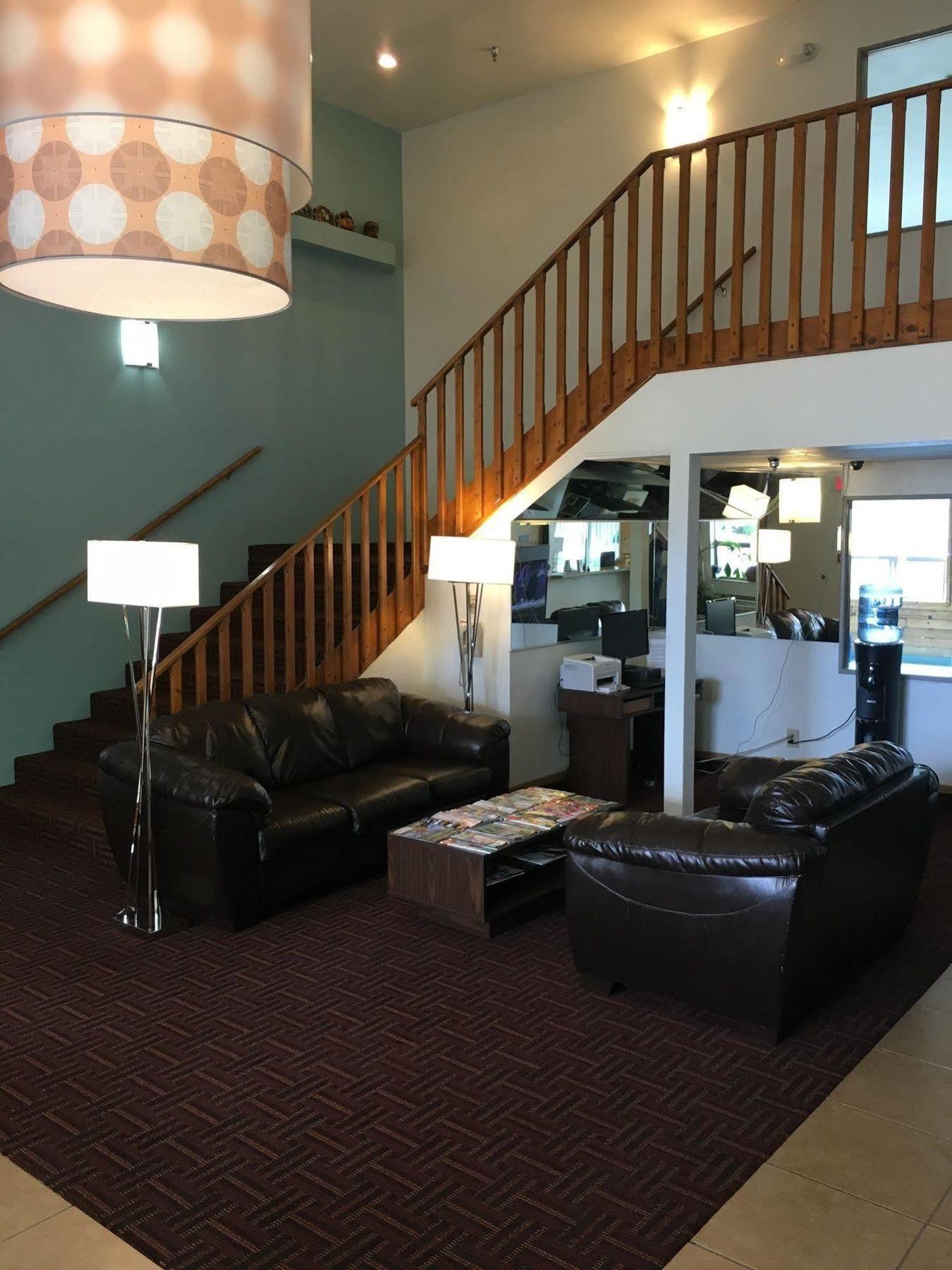 Pinetop Studio Suites Esterno foto