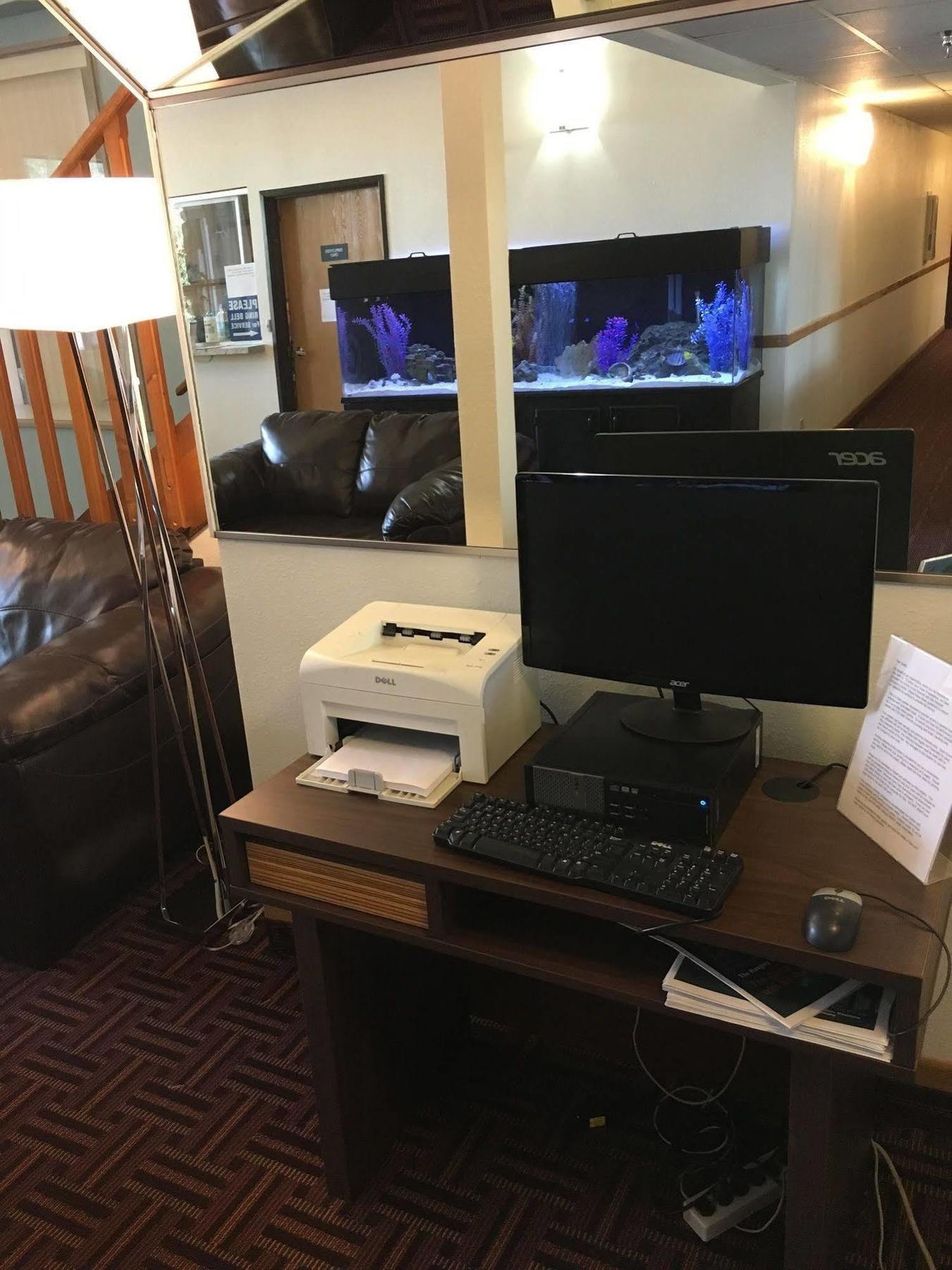 Pinetop Studio Suites Esterno foto